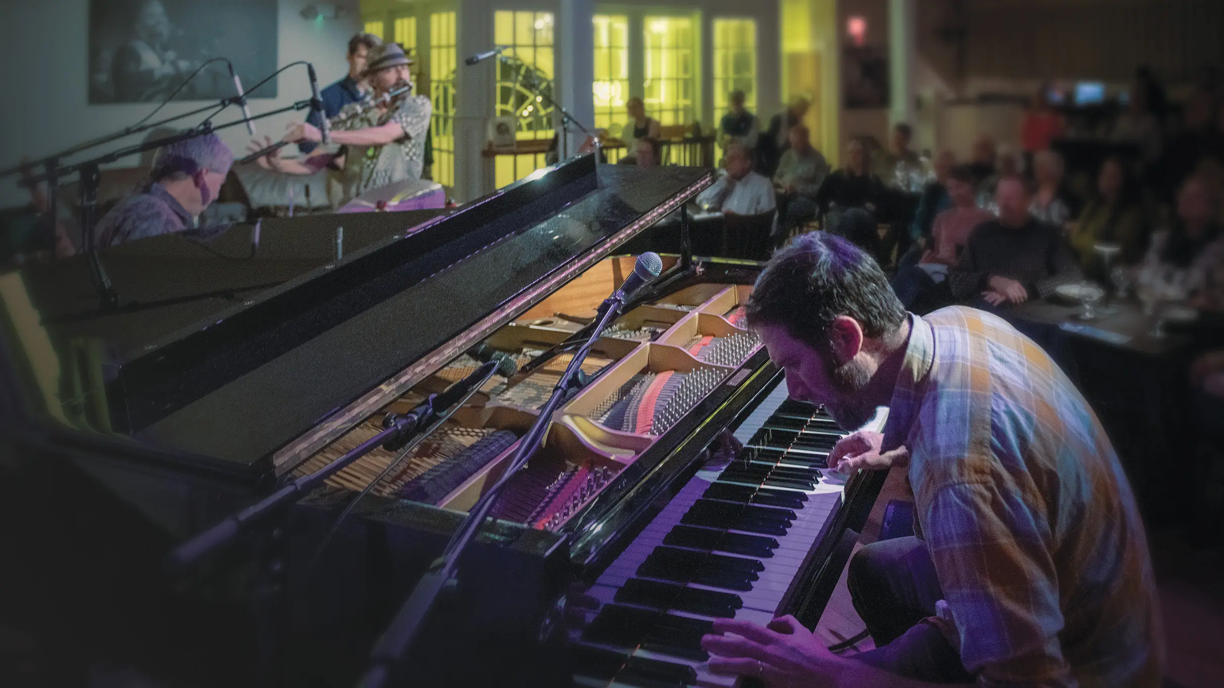 Bright Cloud Mountain logo